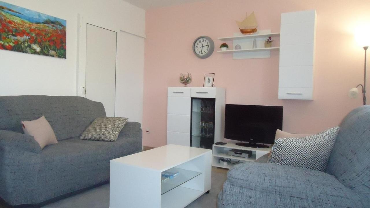 Apartment Fila - Large & Close To The Beach Makarská Exteriér fotografie